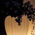 Moderne design lysende udendørs vase i polyethylen, 2 stykker - hud af Myyour Viadurini