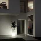 Lys udendørs vase i uigennemsigtig polyethylen fremstillet i Italien - stolt Viadurini