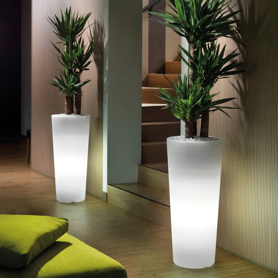 Høj indendørs vase i hvid polyethylen lavet i Italien - Devid Viadurini