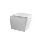 Gulvmonteret toilet med soft-close keramisk sæde og moderne design - Giunco Viadurini