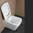 Væghængt toilet med soft-close keramisk sæde i moderne design - Giunco Viadurini