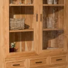 Sanda vitrineskab i massivt teaktræ med 4 døre og 3 skuffer Viadurini