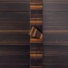 Grilli Zarafa massivt træskab med 2 døre lavet i Italien af ​​design Viadurini